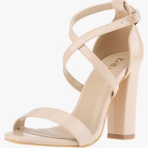 Heels Sandals elegant. Size 5 Zriey open toe. Beige